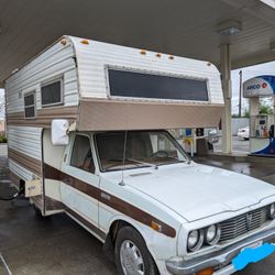 1977 Toyota Dolphin mini