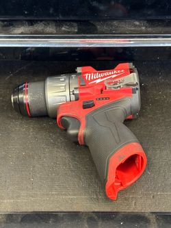 Milwaukee fuel brushless drill
