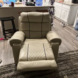 Luxury Reclining Sofa Set w/ USB & Cupholders – 5 Recliners”