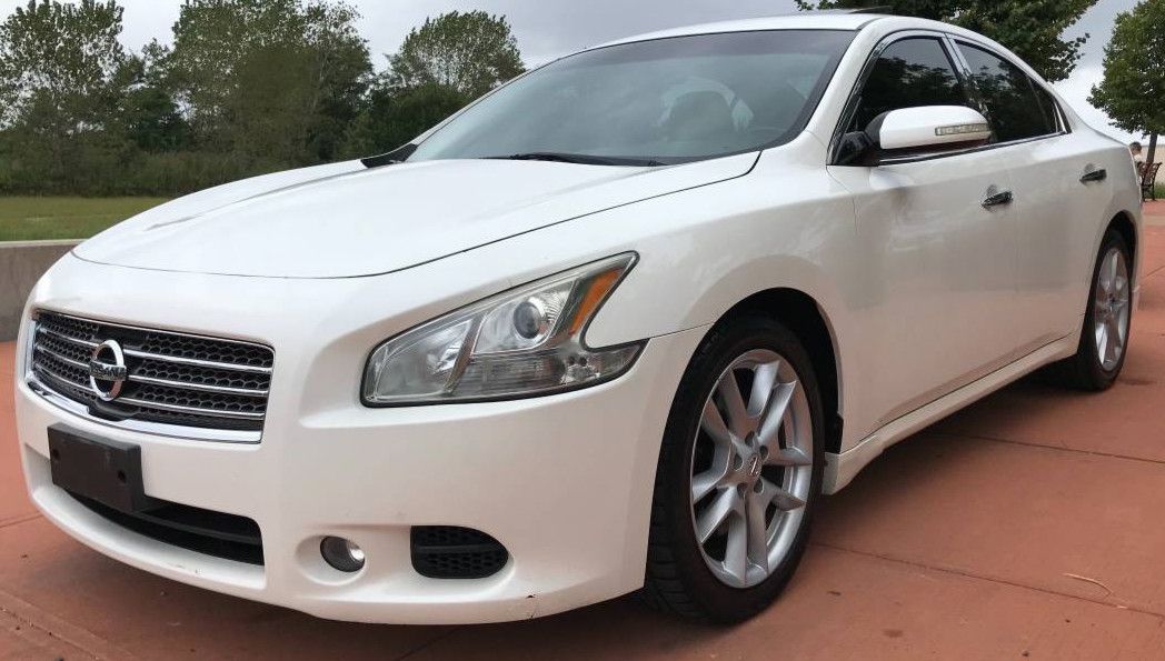 Beautiful 2011 NISSAN MAXIMA SV-SPORT FWDWheels Clean...