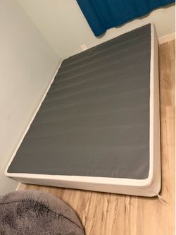 Metal queen bed frame