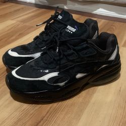 Venom Pumas Size 10.5 