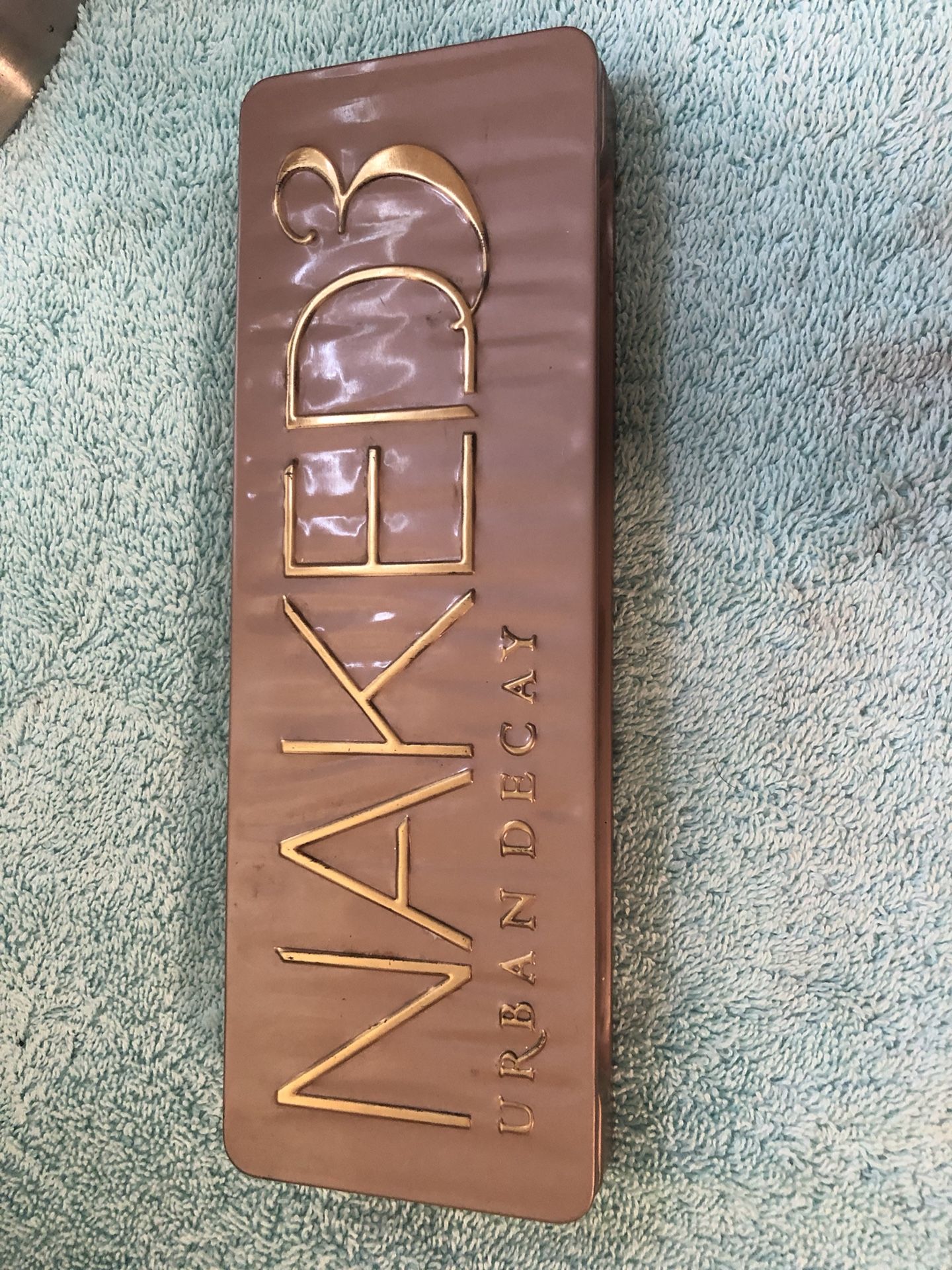 Naked 3 pallet