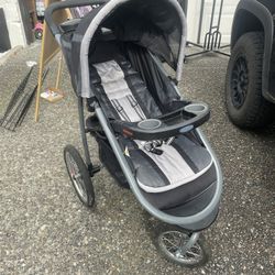 Graco Folding Jogging/Running Stroller + Rain Cover