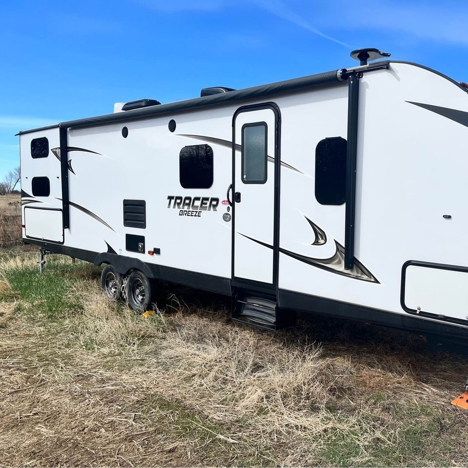 2019 Forest River Tracer Breeze 31BHD