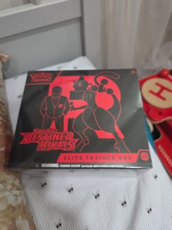 Destined Rivals Elite Trainer Box
