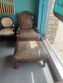Chair & Ottoman: Vintage Leather Alligator Skin Design Lounge Chair W/Ottoman SKU ZPNJTW