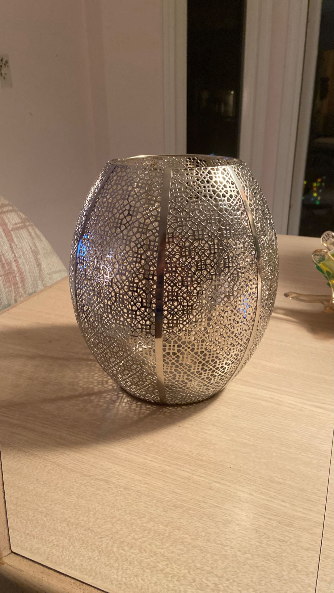 Candle holder