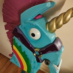 2018 Fortnite 39" Rainbow Smash Pickaxe Unicorn