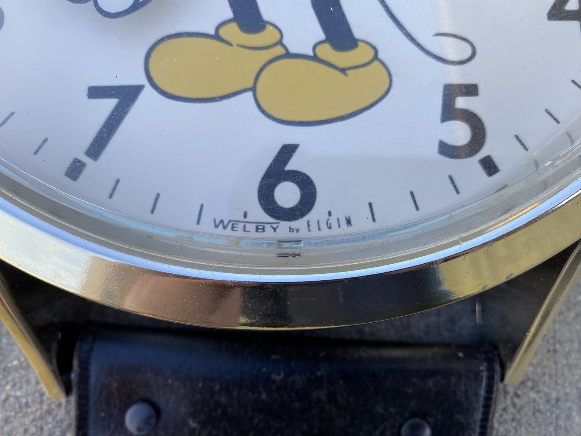 Vintage Disney Mickey Mouse 39' Wall Clock Made In USA for Sale in