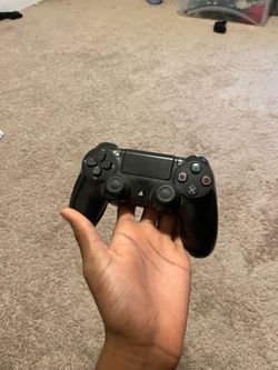 Official Sony PS4 DualShock 4 Wireless Controller - Black