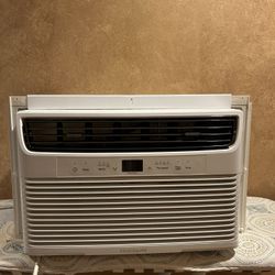 Air Conditioner - Frigidaire (6000 BTU)
