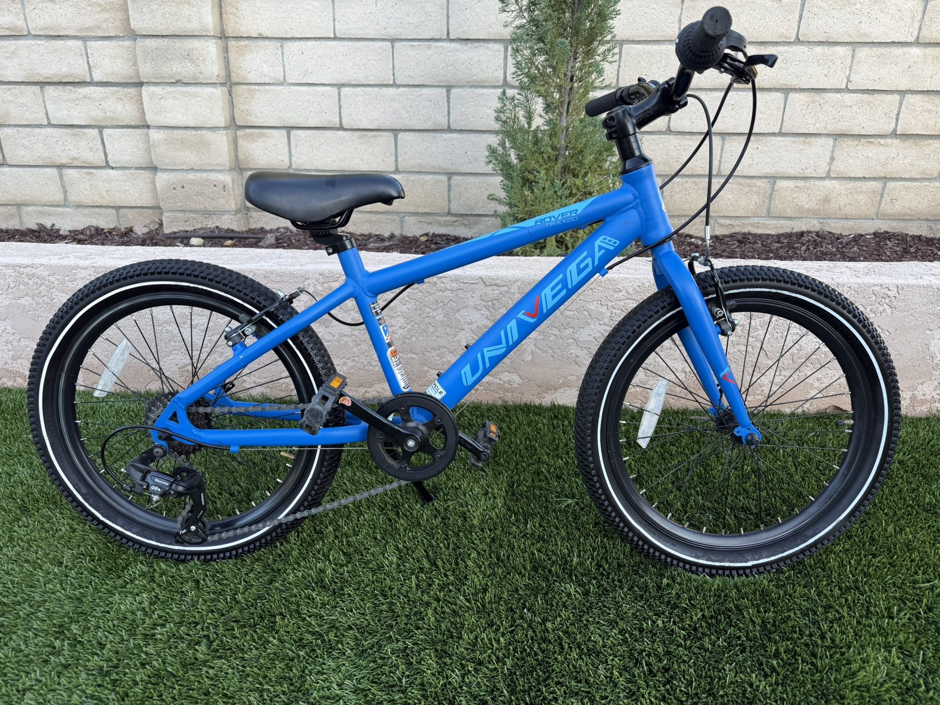 UNIVEGA Rover Trax20 Trax Bike Kids Blue 7 Speed Mountain Bicycle 20 Inches 20”