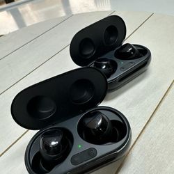 Samsung Galaxy Buds Plus Bluetooth Headphones 