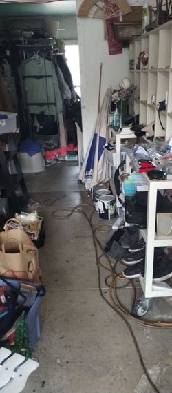 Garage sale lake Worth
