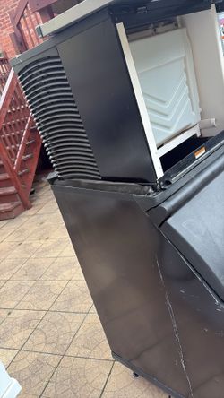 Ice machine comercial