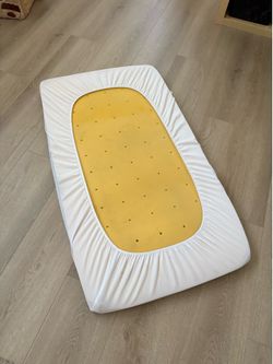 Crib mattress pad