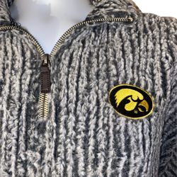 2017 Vintage Hawkeye’s 100% Polyester Sweater 