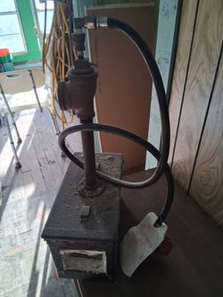 Blacksmith Knife Forger