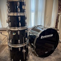 Vintage Ludwig Drum Set