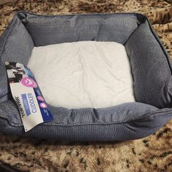 New Small Dog Bed 