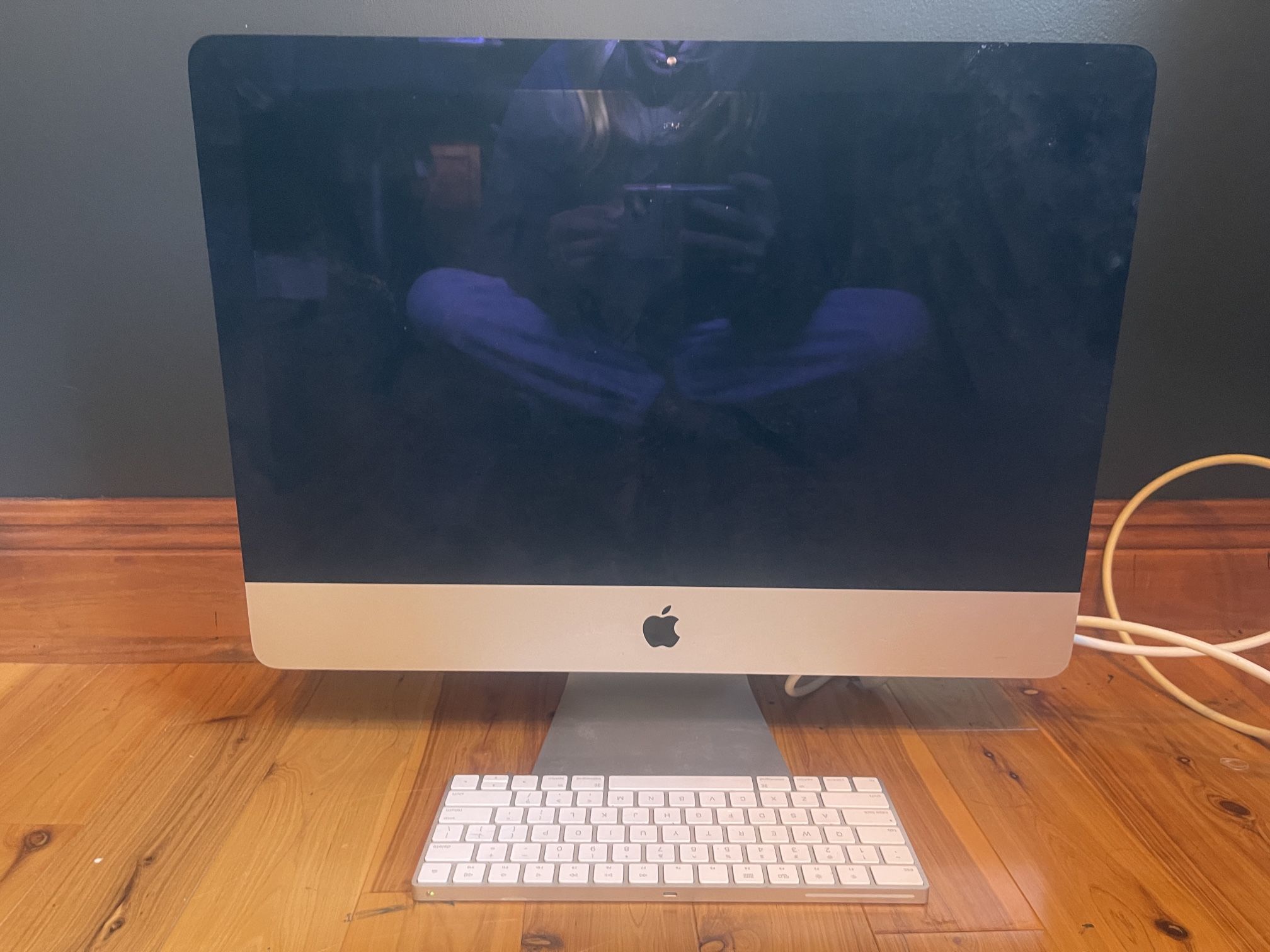 iMac desktop computer