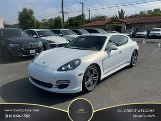 2013 PORSCHE PANAMERA