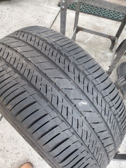 Bridgestone 255/35/18 90w  Tire (Only One)