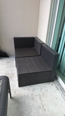 patio set (pick up only)