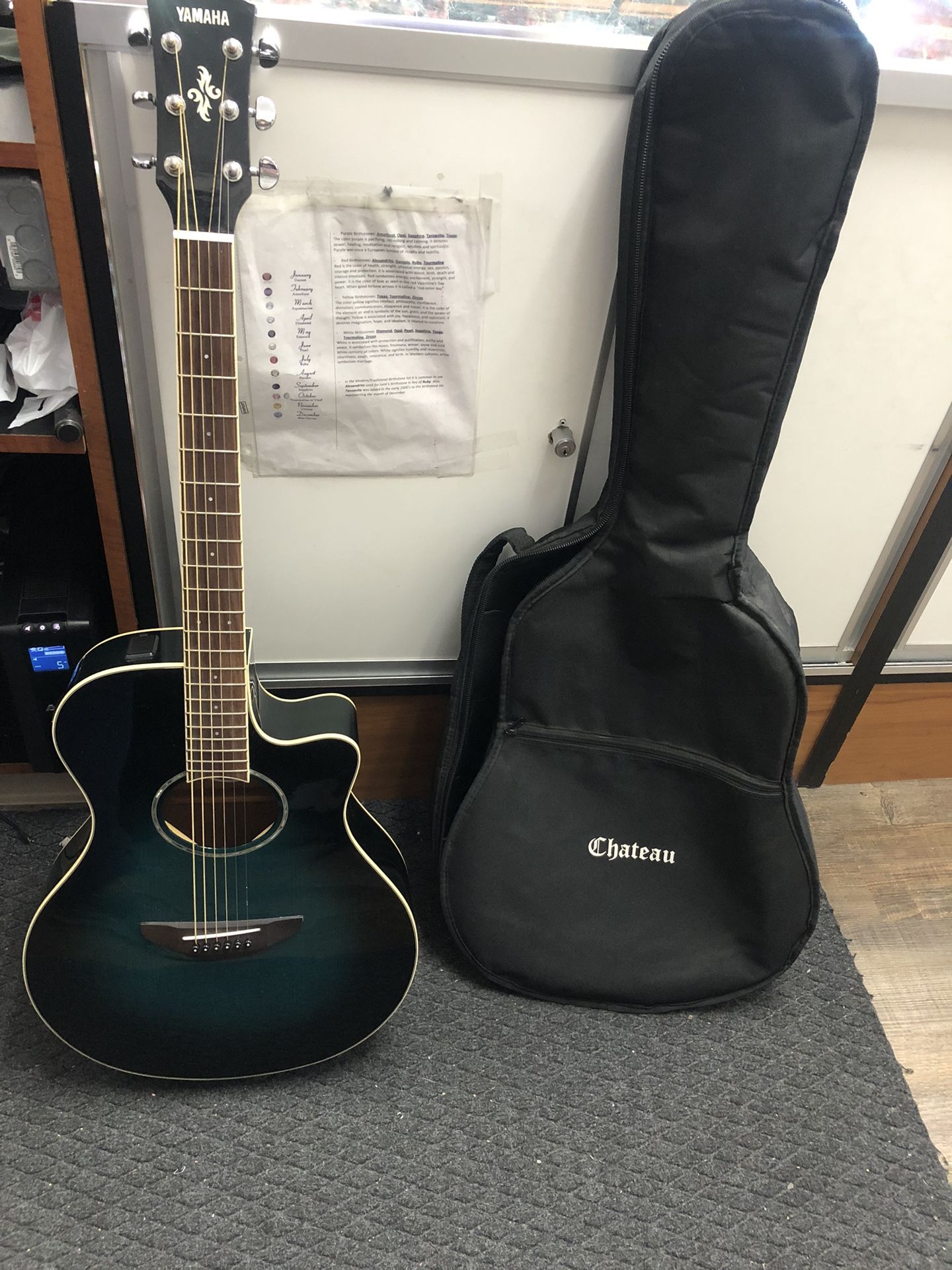 96091 Yamaha Apx-600 6- String Electric Acoustic Guitar 572246