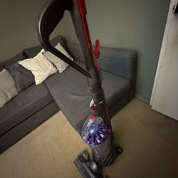 Dyson Animal Vacuum Upright 