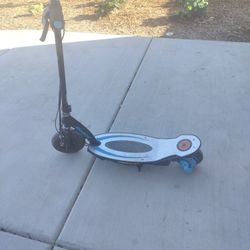 Razor Power Core E 100