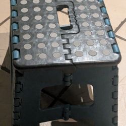 Brand New Heavy Duty Folding Step Stool 