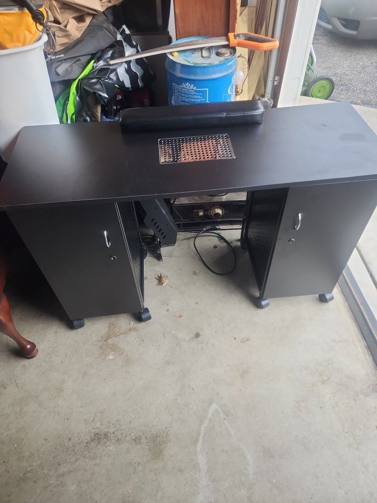 Nail Polush Drying Table