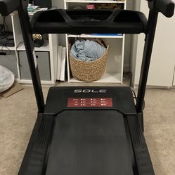 Sole F63 Treadmill 