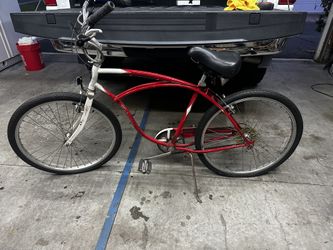 Schwinn Beach Cruiser