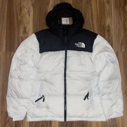 North Face Puffer Jacket White/Black