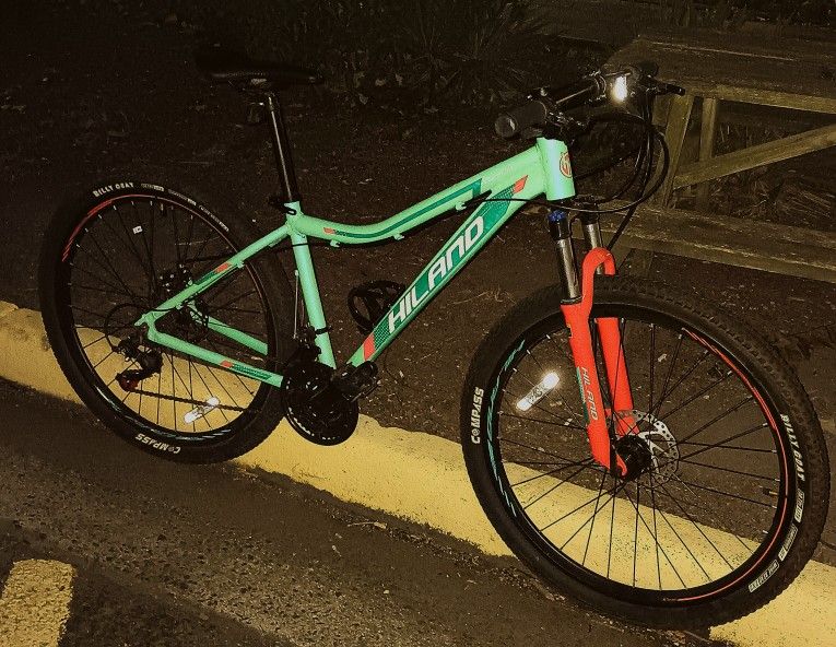 WOMEN'S  Highland ALUMINUM Mountain Bike