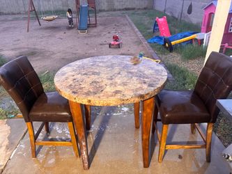3 piece table set with 2 barstools