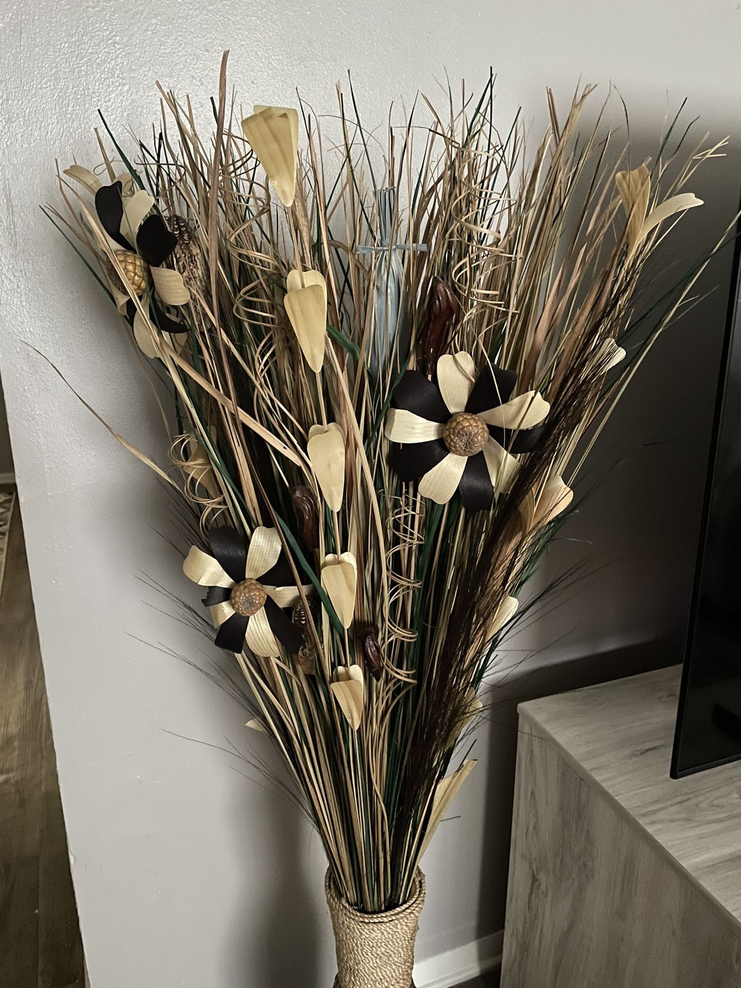 Flowers And Vase Decor