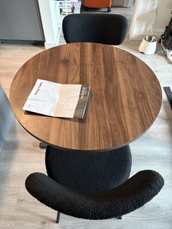 Round Dining Table with 2 upholstered Chairs,