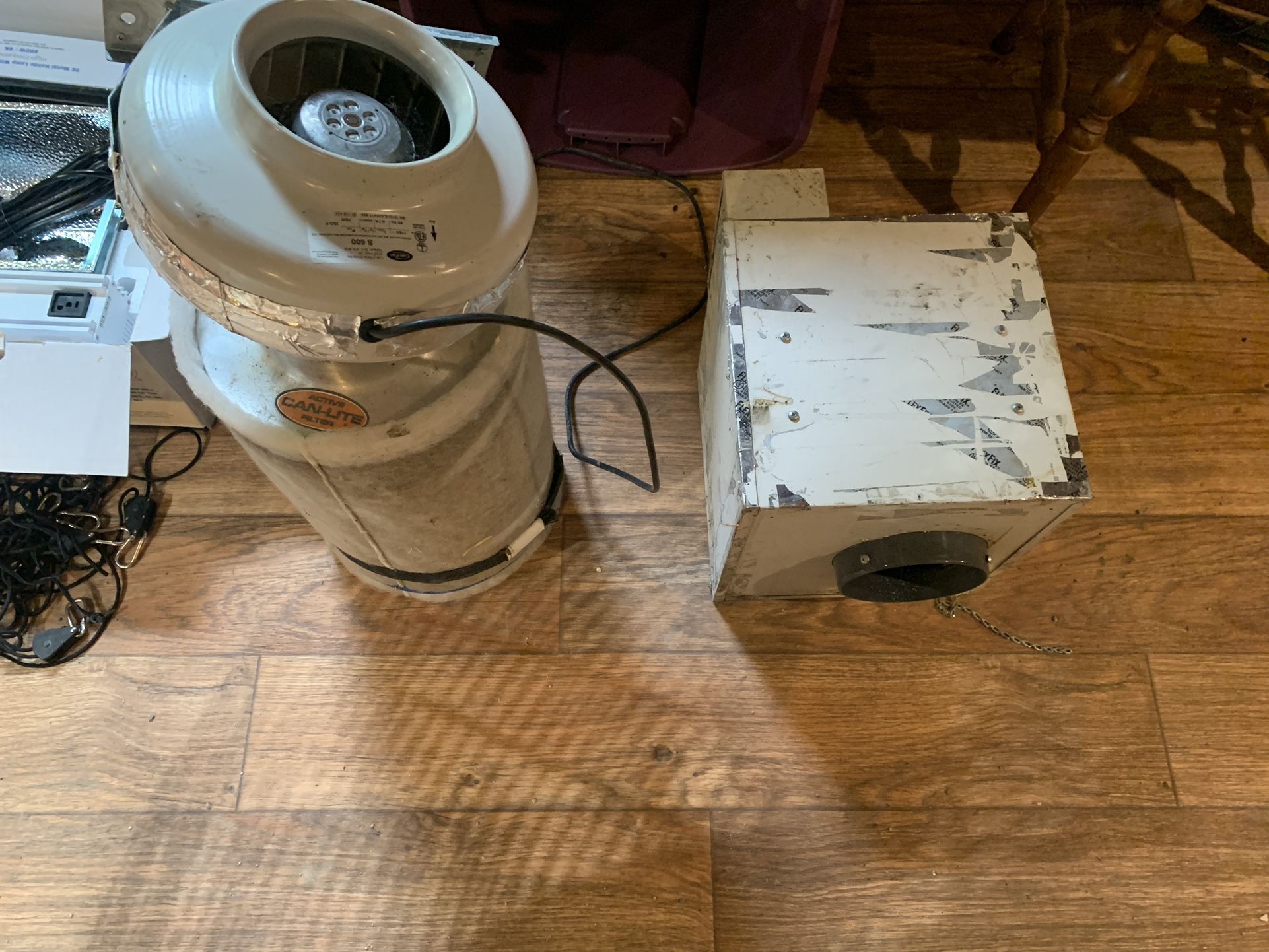 2 Indoor Growing Lights / Filter / Inline Fan