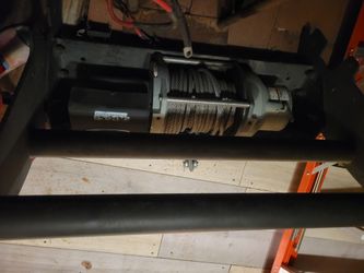 Patriot Electric Winch w/ Steel Cable
