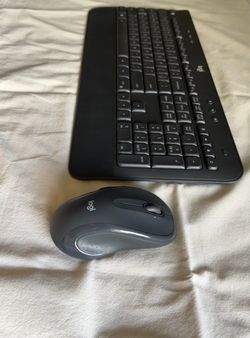 Logitech Wireless Keyboard and Mouse Combo