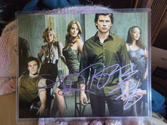Tom Welling & Erica Durance Signed 8X10 Photo Smallville Clark Kent Lois Lane 