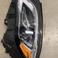2017-2020 MERCEDES BENZ GLA DRIVER SIDE HEADLIGHT