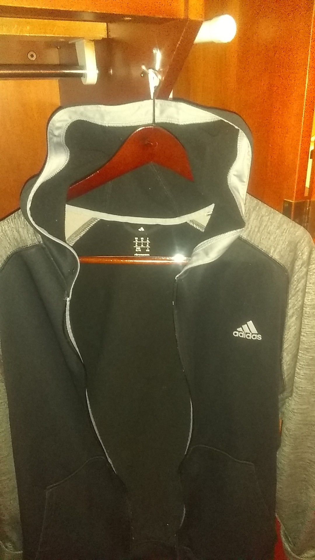 Adidas hoody XL