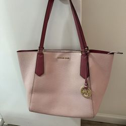 Michael kors tote