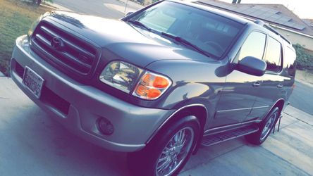 2003 Toyota Sequoia
