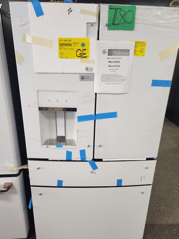 *FREE DELIVERY* 22.3 cu. ft Smart Four-Door French Door Refrigerator with Hands-Free Autofill in Matte White, Counter Depth, Smart HQ